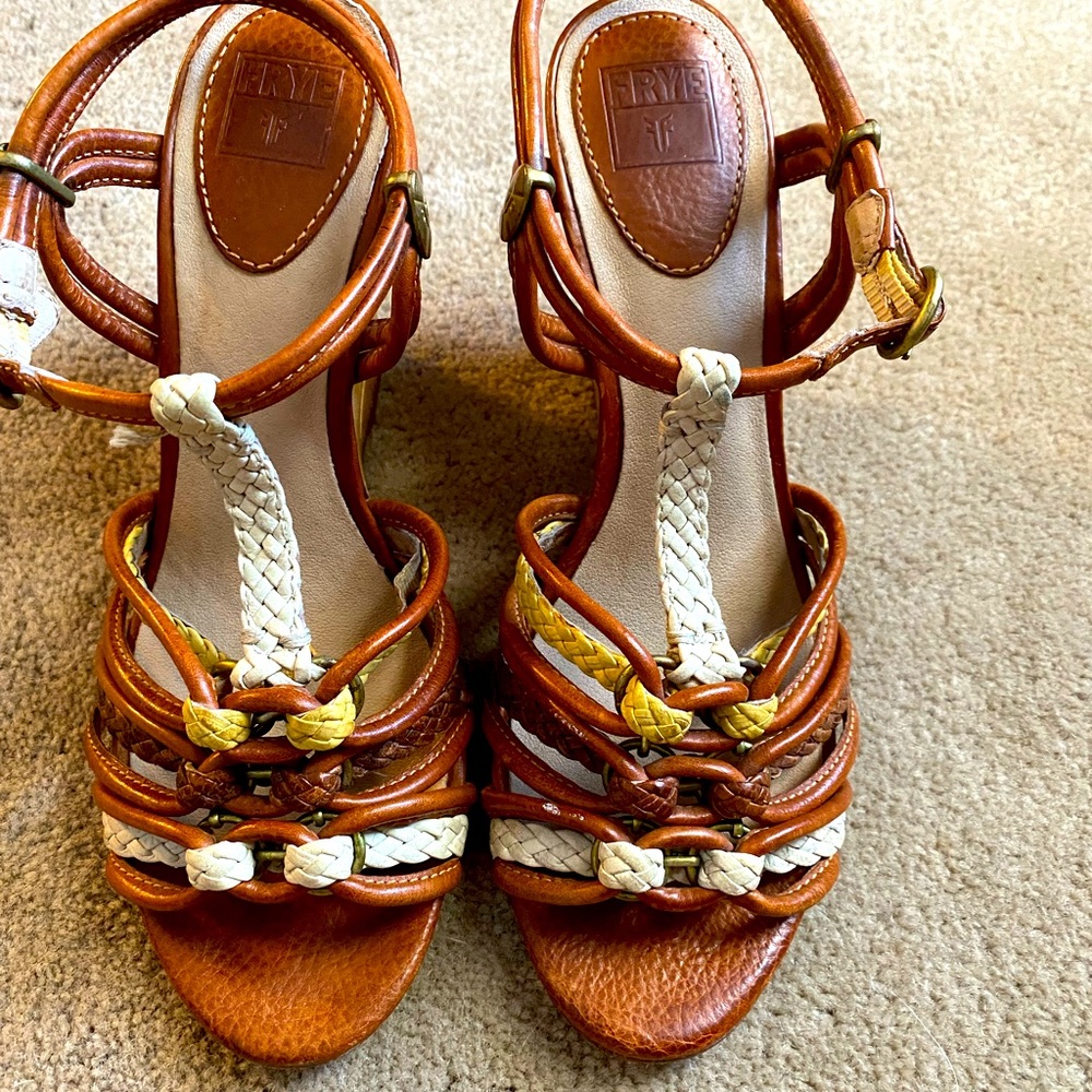 Frye brown leather wedge sandals ankle strap size 5